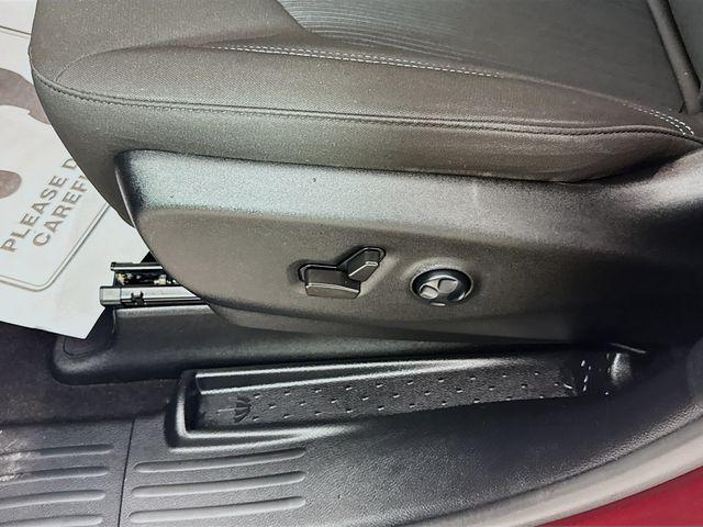 used 2021 Chrysler Pacifica car, priced at $26,999