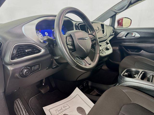used 2021 Chrysler Pacifica car, priced at $26,999