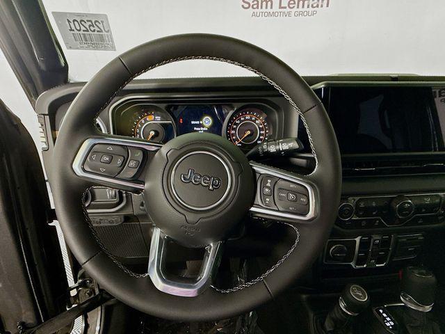 new 2025 Jeep Wrangler car, priced at $55,115