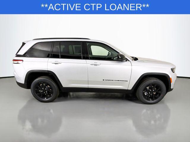 new 2025 Jeep Grand Cherokee car, priced at $39,230