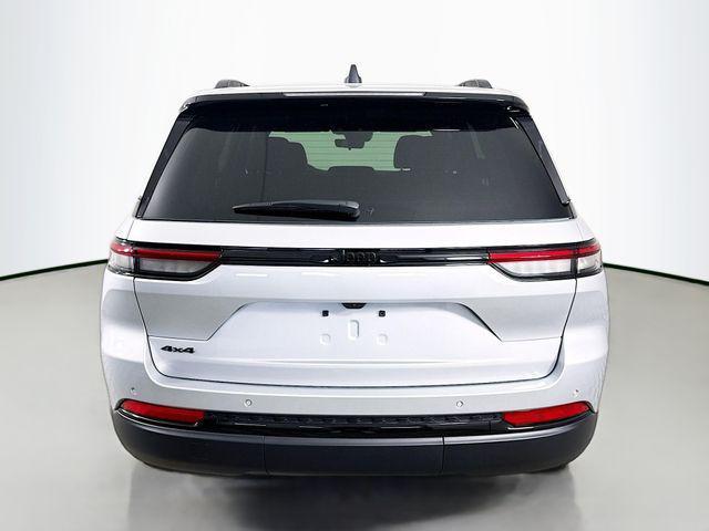 new 2025 Jeep Grand Cherokee car, priced at $39,730