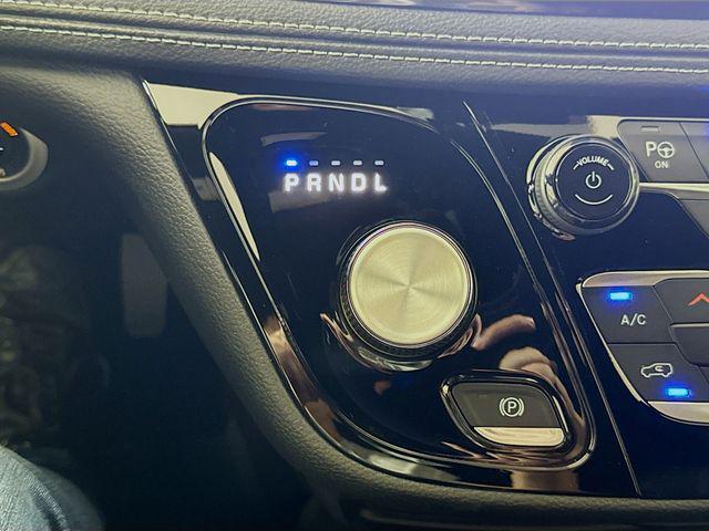 new 2025 Chrysler Pacifica car, priced at $40,220