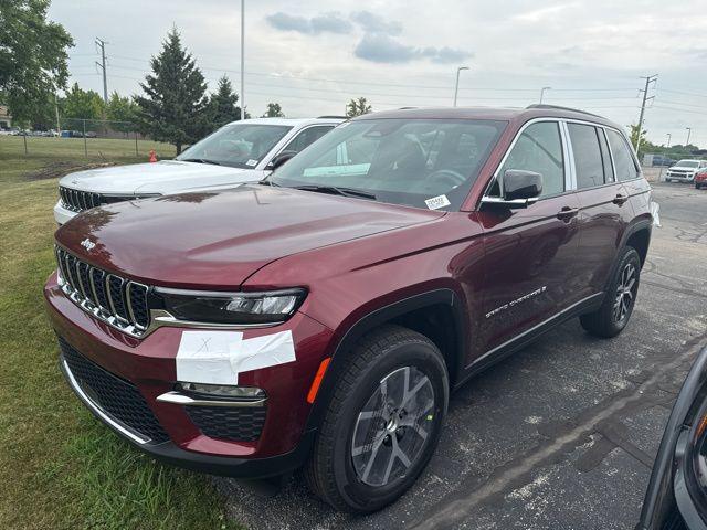 new 2025 Jeep Grand Cherokee car, priced at $39,990