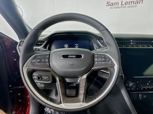 new 2025 Jeep Grand Cherokee car, priced at $39,990