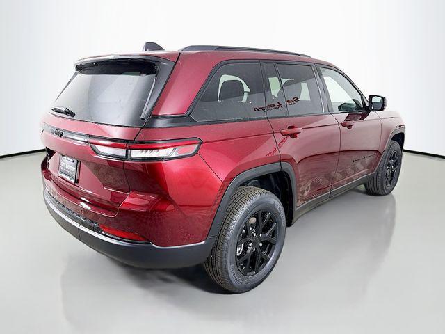 new 2025 Jeep Grand Cherokee car, priced at $39,730