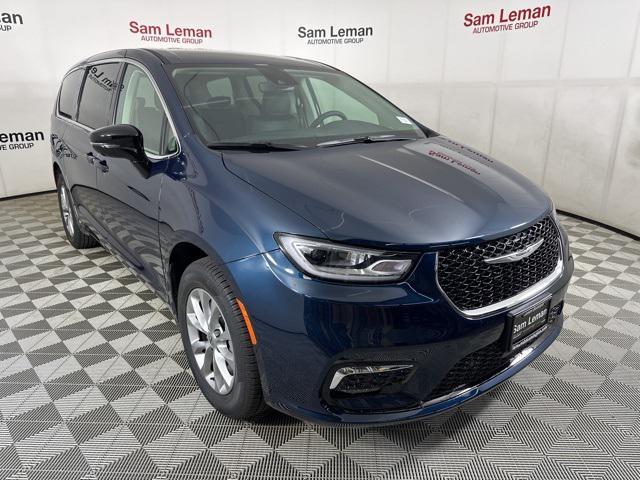 new 2024 Chrysler Pacifica car, priced at $39,185