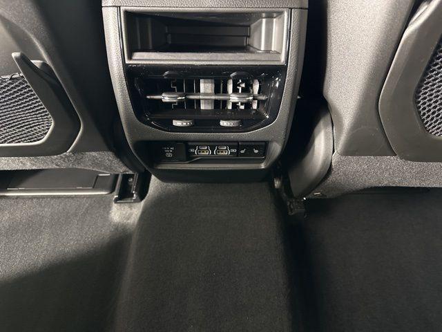 new 2025 Jeep Grand Cherokee car, priced at $37,295