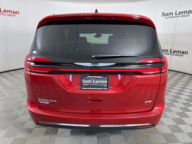 new 2024 Chrysler Pacifica car, priced at $39,185