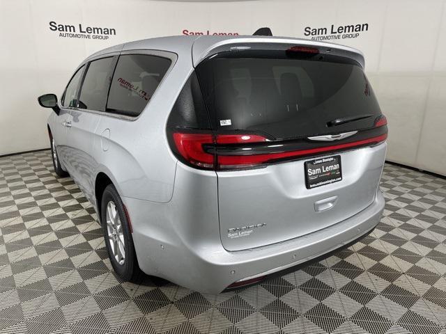 new 2024 Chrysler Pacifica car, priced at $35,890