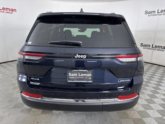 new 2025 Jeep Grand Cherokee car, priced at $40,295