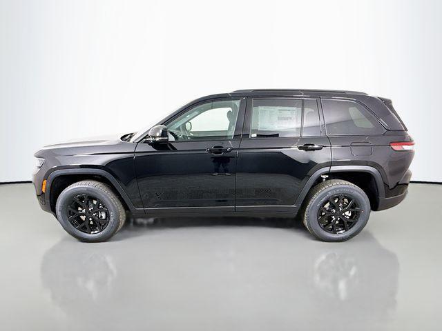 new 2025 Jeep Grand Cherokee car, priced at $39,230