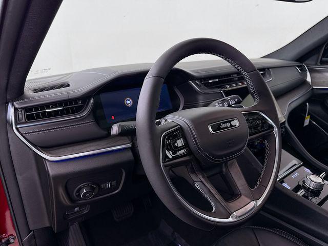 new 2025 Jeep Grand Cherokee car, priced at $51,580