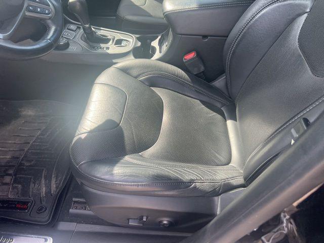used 2019 Jeep Cherokee car, priced at $22,477