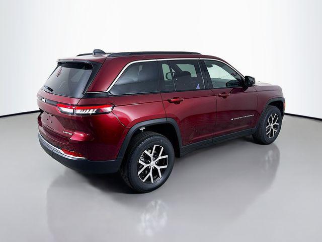 new 2025 Jeep Grand Cherokee car, priced at $43,010