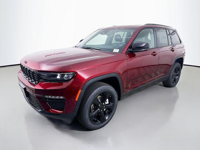 new 2025 Jeep Grand Cherokee car, priced at $44,235