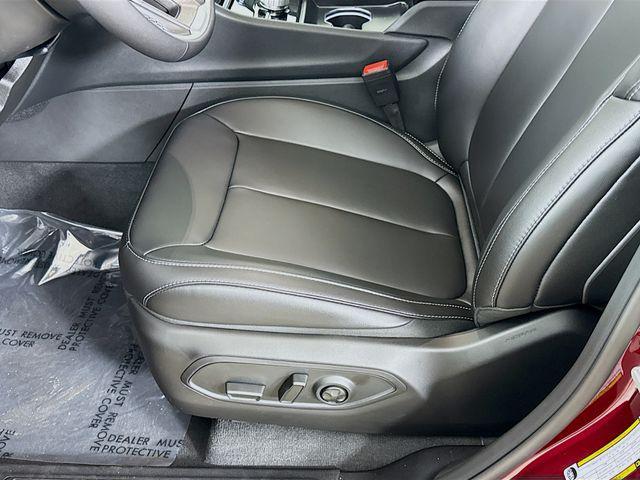 new 2025 Jeep Grand Cherokee car, priced at $44,235