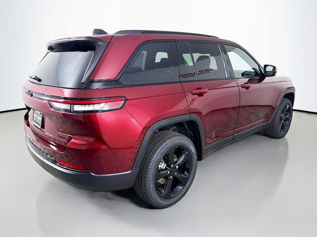 new 2025 Jeep Grand Cherokee car, priced at $44,235