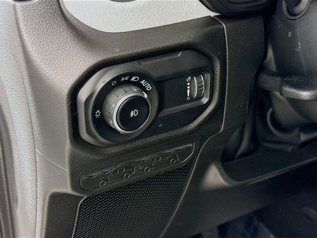new 2025 Jeep Wrangler car, priced at $42,650