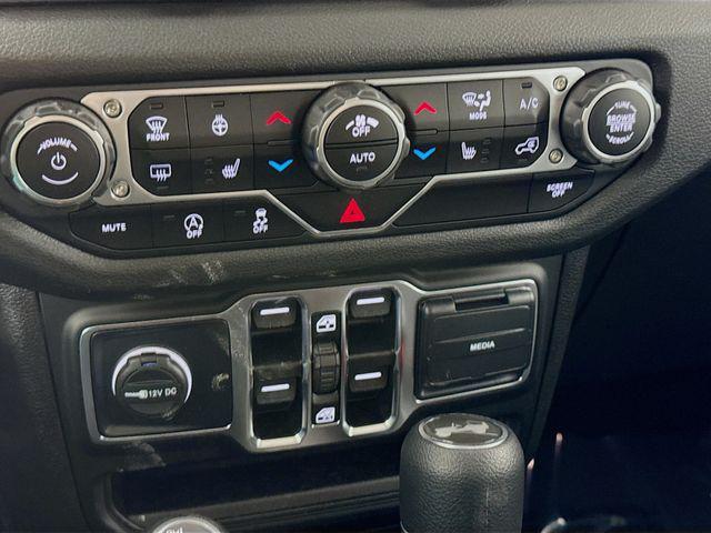 new 2025 Jeep Wrangler car, priced at $42,650