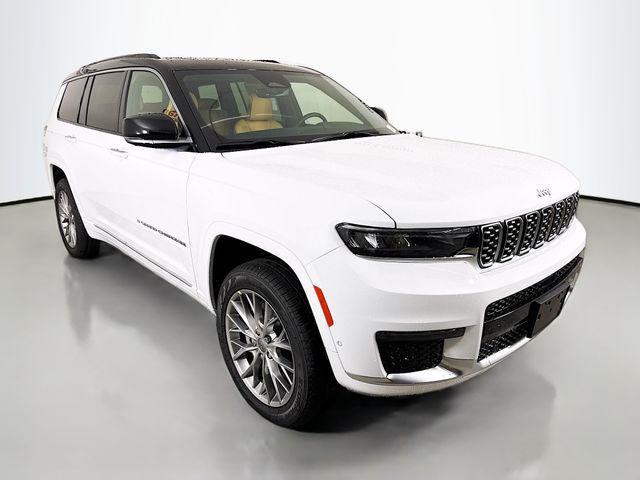 new 2025 Jeep Grand Cherokee L car, priced at $55,555