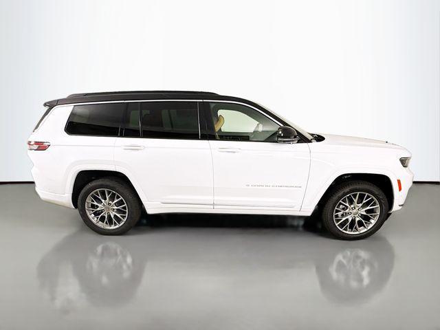new 2025 Jeep Grand Cherokee L car, priced at $55,555
