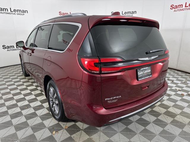 used 2021 Chrysler Pacifica car, priced at $22,500