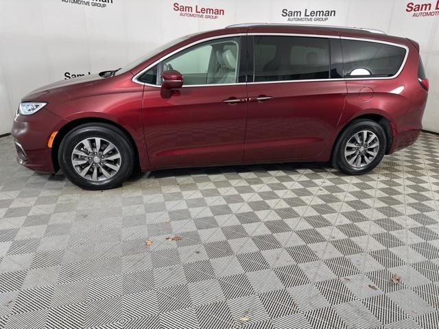 used 2021 Chrysler Pacifica car, priced at $22,500