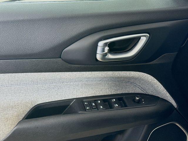 used 2022 Jeep Compass car, priced at $18,299