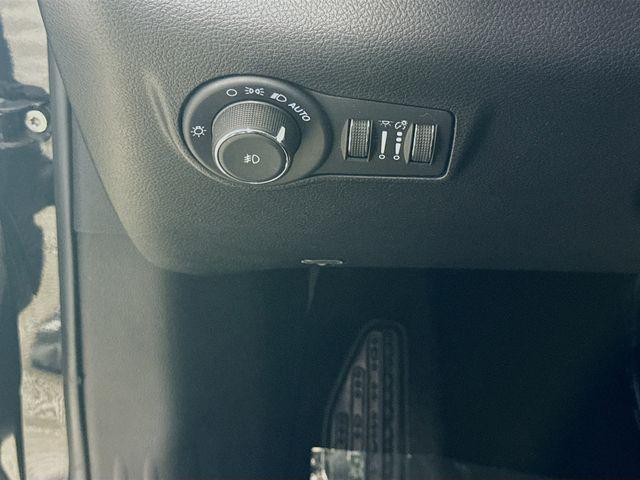 used 2022 Jeep Compass car, priced at $18,299