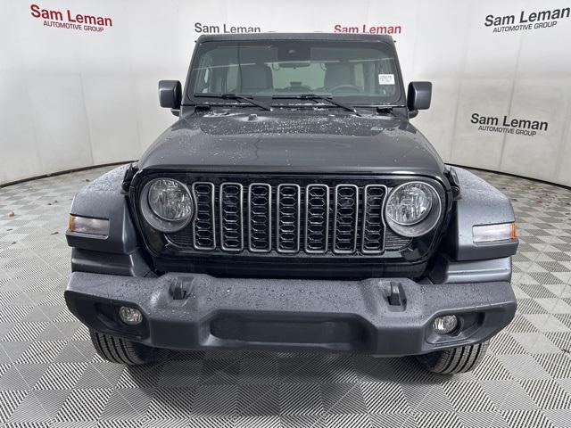 new 2025 Jeep Wrangler car, priced at $41,745