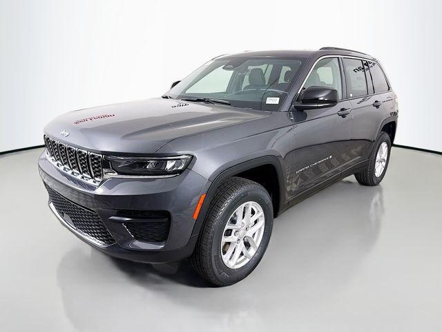 new 2025 Jeep Grand Cherokee car, priced at $37,470