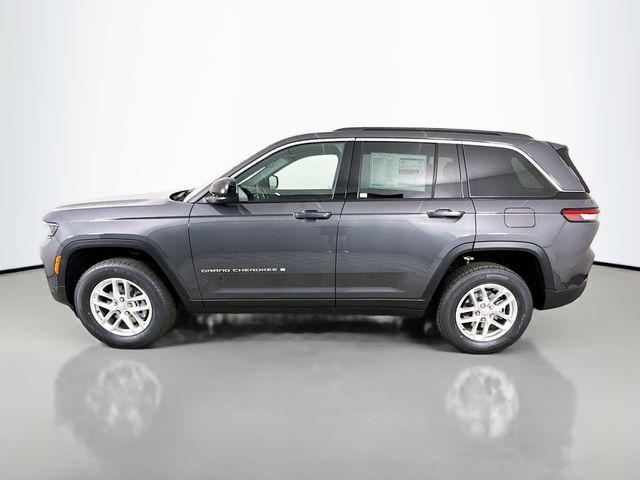 new 2025 Jeep Grand Cherokee car, priced at $37,470