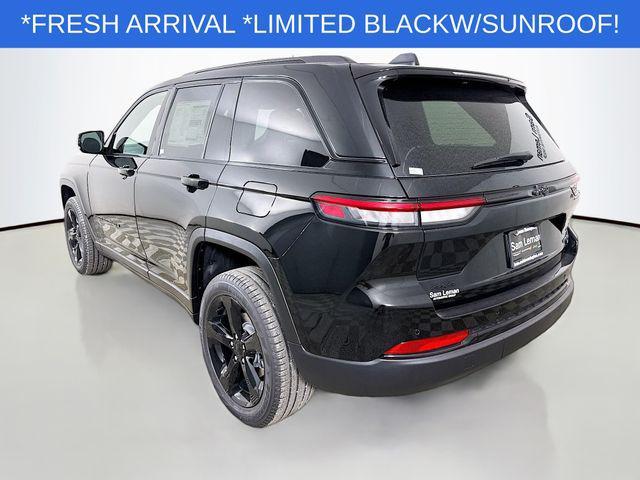 new 2025 Jeep Grand Cherokee car, priced at $44,235
