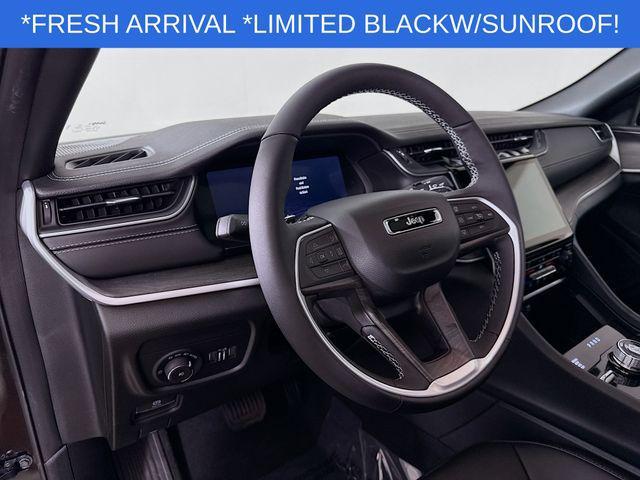 new 2025 Jeep Grand Cherokee car, priced at $44,235