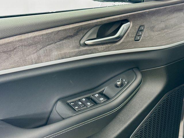 new 2025 Jeep Grand Cherokee L car, priced at $47,835