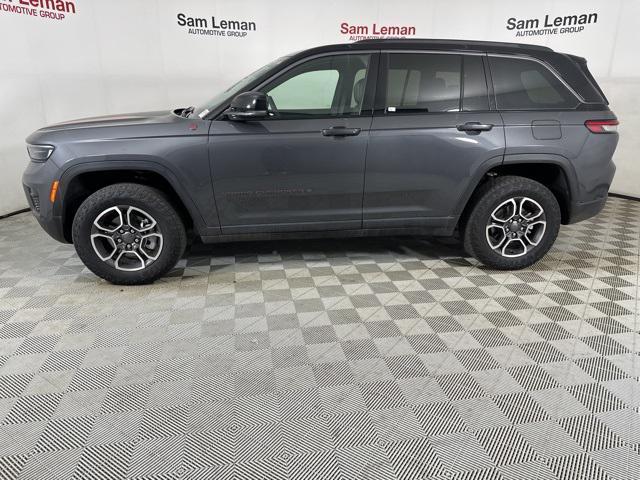 used 2022 Jeep Grand Cherokee car, priced at $33,990