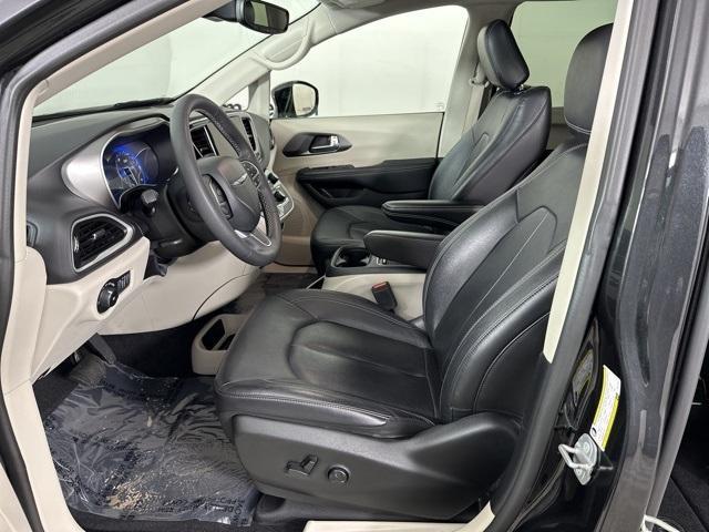 used 2022 Chrysler Pacifica car, priced at $26,289