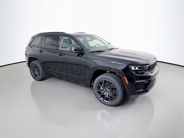 new 2025 Jeep Grand Cherokee car, priced at $57,175
