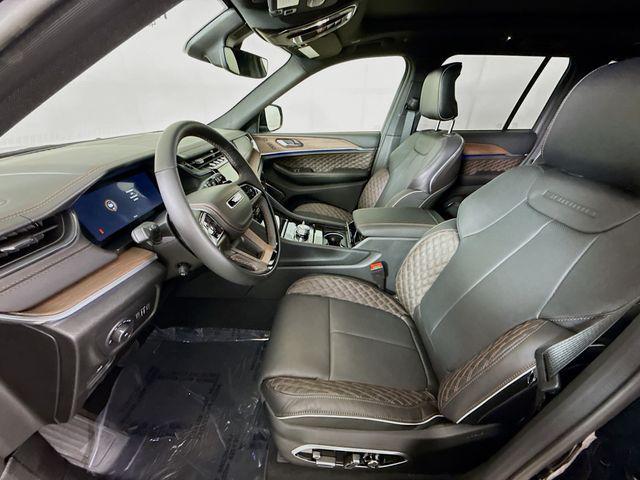 new 2025 Jeep Grand Cherokee car, priced at $57,175