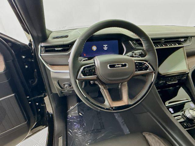 new 2025 Jeep Grand Cherokee car, priced at $57,175