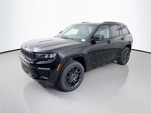new 2025 Jeep Grand Cherokee car, priced at $57,175
