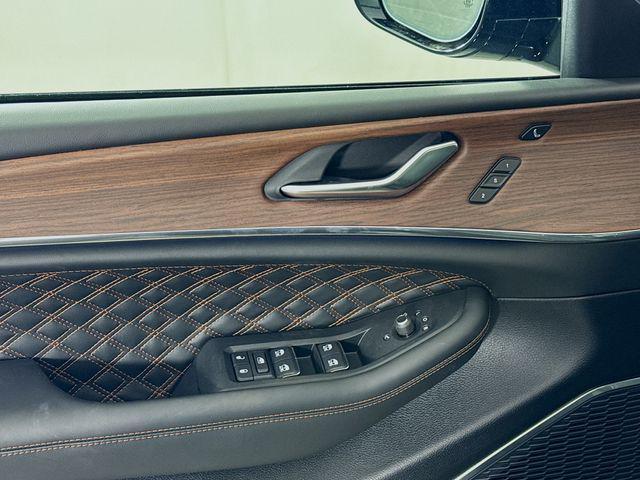 new 2025 Jeep Grand Cherokee car, priced at $57,175