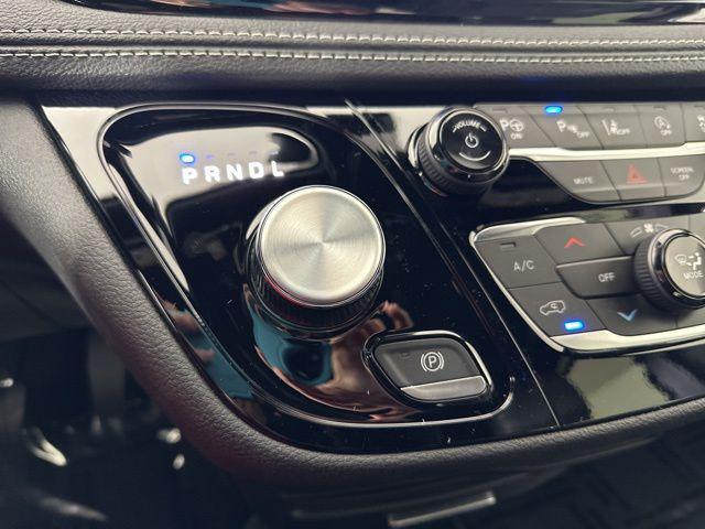 new 2025 Chrysler Pacifica car, priced at $40,920