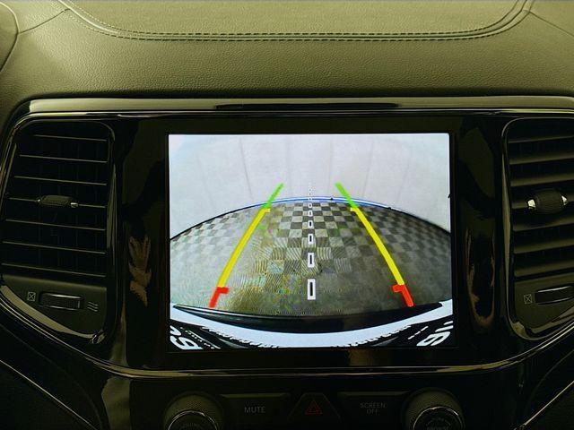 used 2021 Jeep Grand Cherokee car, priced at $25,799