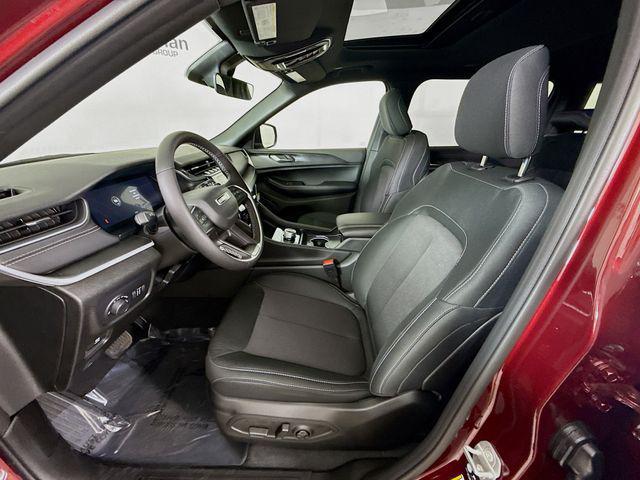 new 2025 Jeep Grand Cherokee L car, priced at $38,920