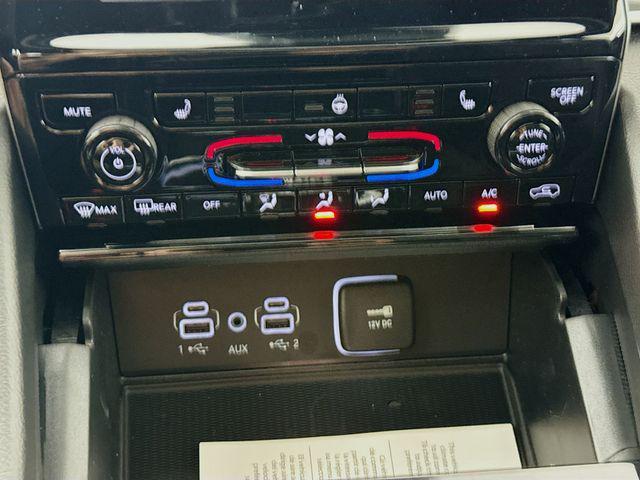 new 2025 Jeep Grand Cherokee L car, priced at $38,920