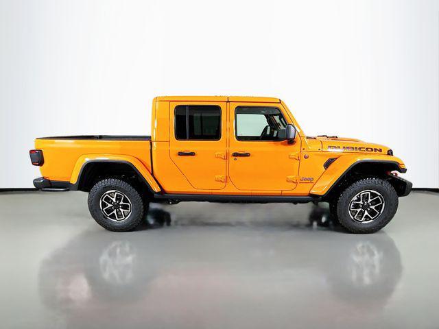 new 2025 Jeep Gladiator car, priced at $53,715