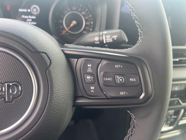 new 2025 Jeep Gladiator car, priced at $41,855