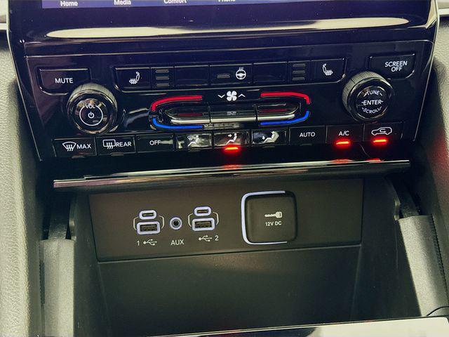 new 2025 Jeep Grand Cherokee L car, priced at $46,740