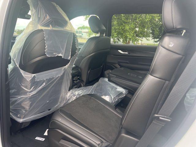 new 2025 Jeep Grand Cherokee L car, priced at $40,635